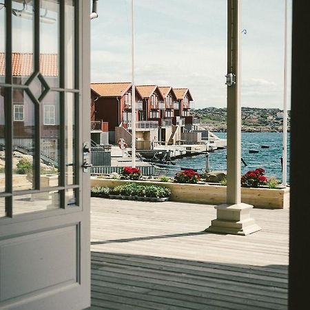 Hotel Strana Halleviksstrand Exterior photo